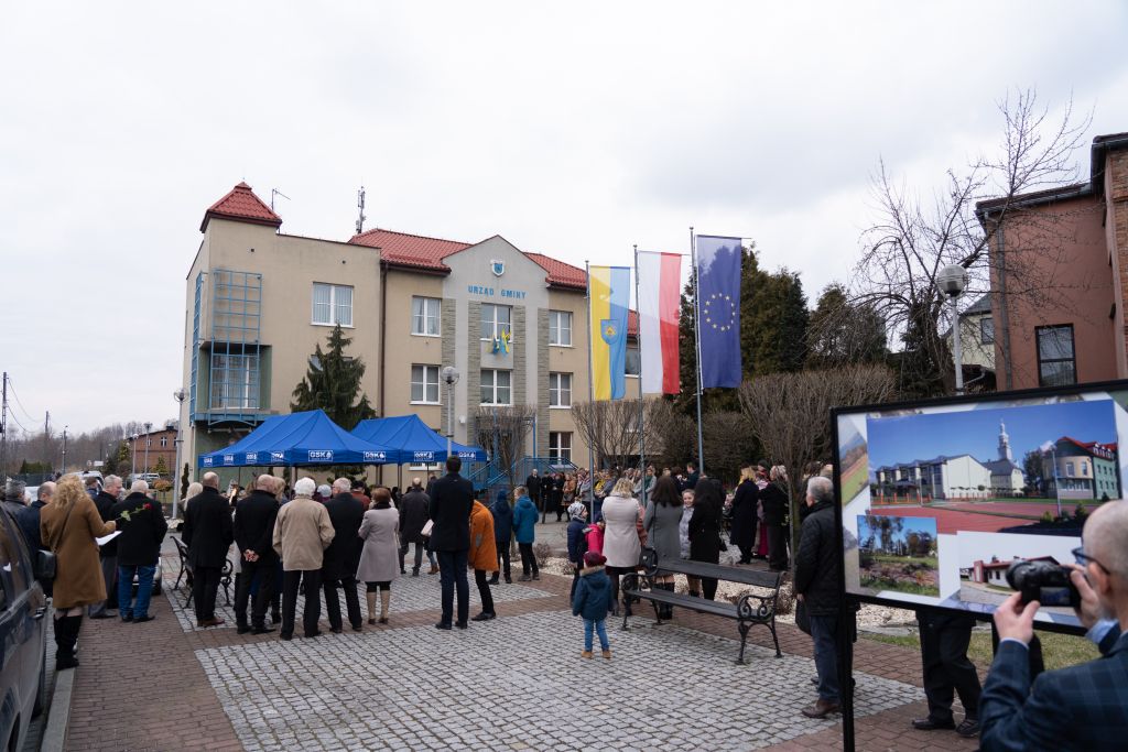 25.16